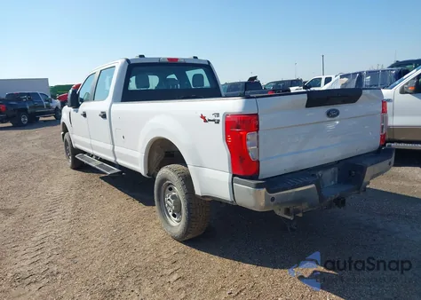 2021 Ford F-250 Xl z USA, uszkodzony, nr VIN 1FT7W2B68MED04521